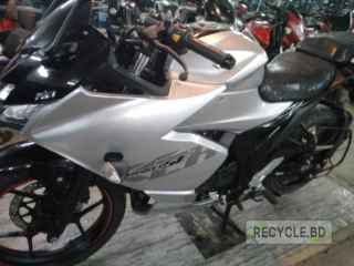 gixxer-sf-fi-abs-bike